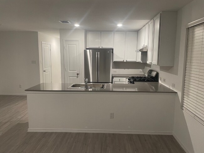 Photo - 14234 Llama Pl