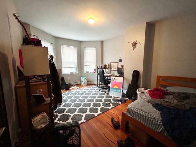 Photo - 63 S Huntington Ave Unit 2