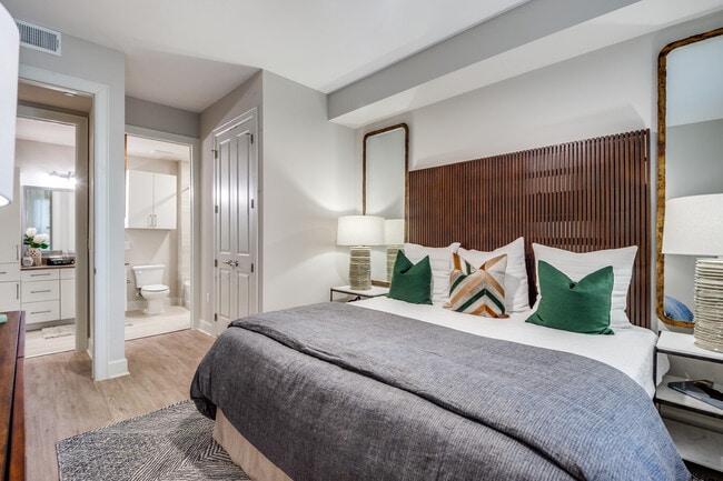 Photo - City Living, Extra Perks – Up to 1 Month F... Unit MBB2