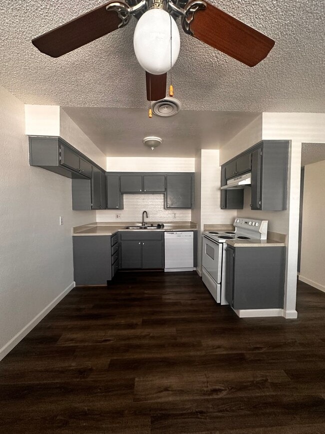 Photo - 6512 Mohawk St Unit D