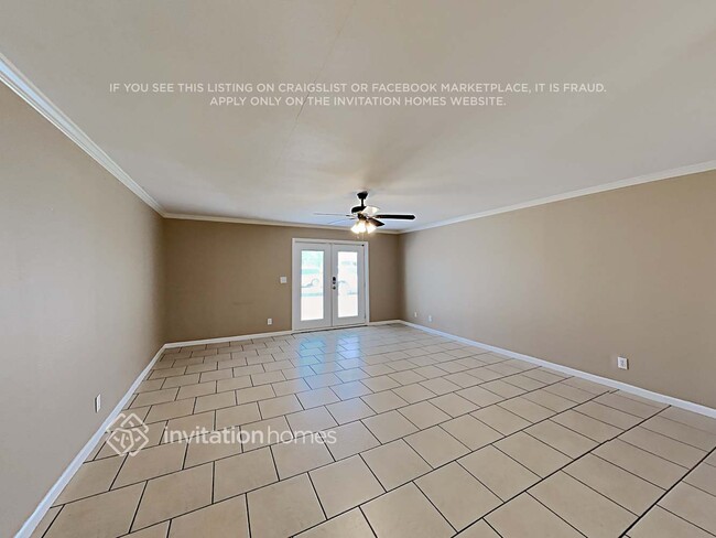 Photo - 3433 W Paradise Dr