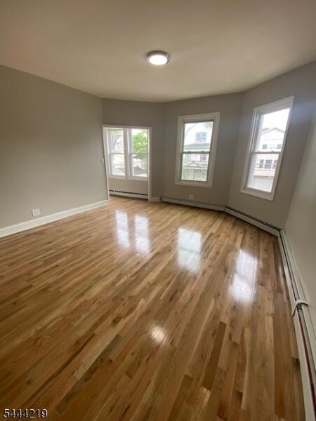 180 N 12th St