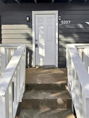 Photo - 5207 Spruce St