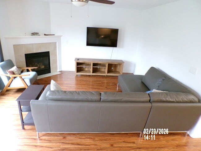 Photo - Home in the Willamette Landing neighborhood