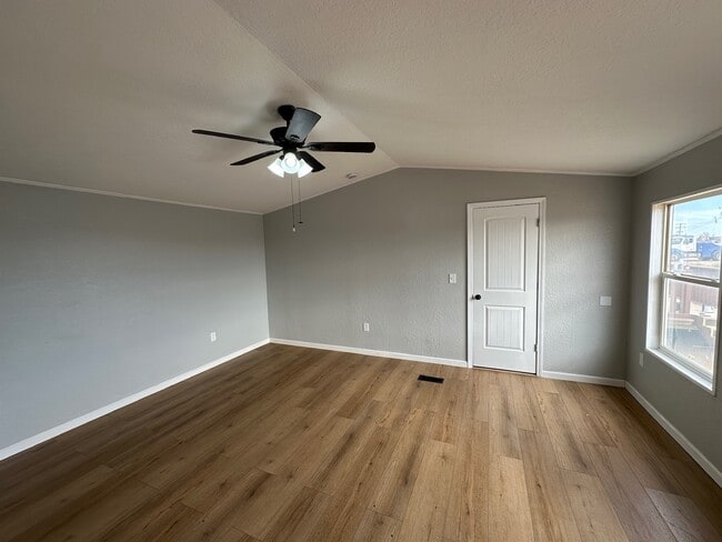 Photo - 7301 E County Road 62