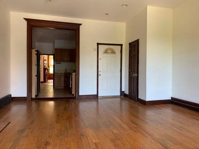 40 W 120th St