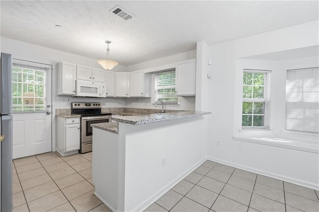 Building Photo - 6427 Wellington Chase Ct