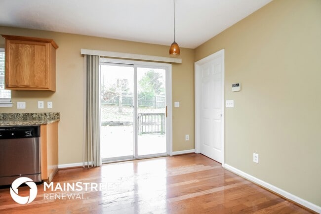 Photo - 7822 Rainey Dr