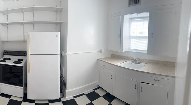 Photo - 715 Delaney Park Dr