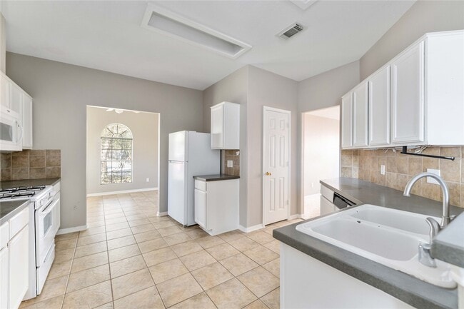 Photo - 12106 Landsdown Ridge Way