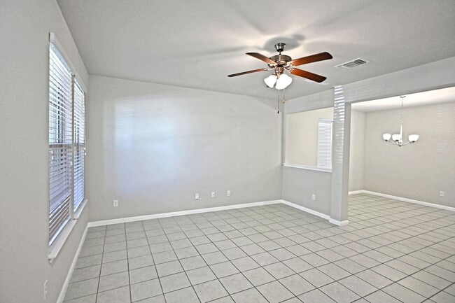 Photo - 2510 Diamondback Trail