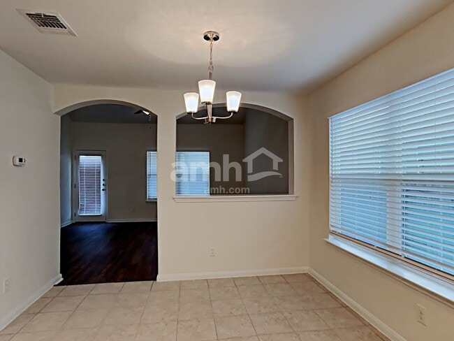 Photo - 1038 Lauren St