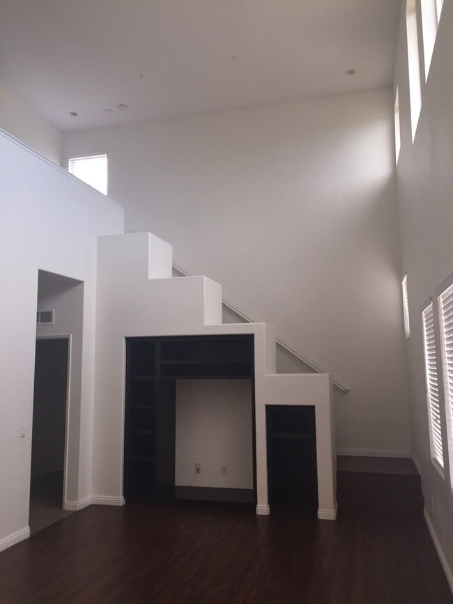 13333 Snowbell Ln