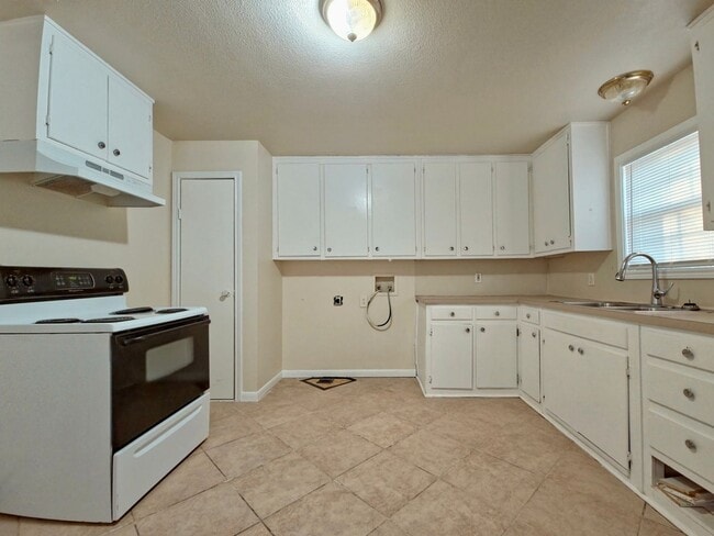 Photo - Cozy 2 Bed 1 Bath In Northeast Lubbock