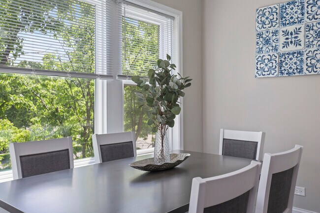 Photo - 1111 Bonnie Brae Pl