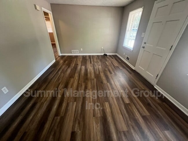 Photo - 8109 Cardav Ct SE