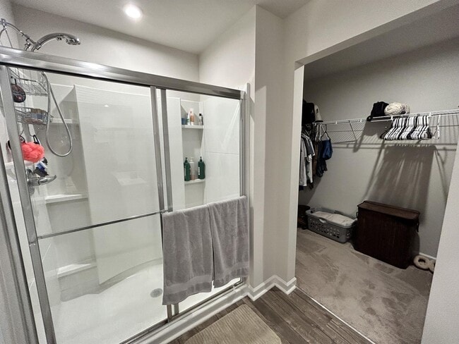 Photo - 132 Queens Mill Ct