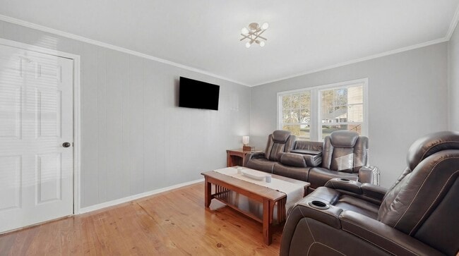 Photo - 3703 Redding Rd