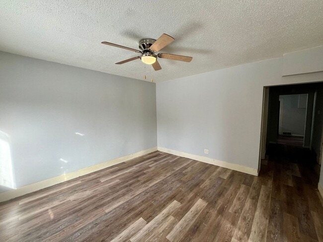 Photo - 409 N State St Unit Lower