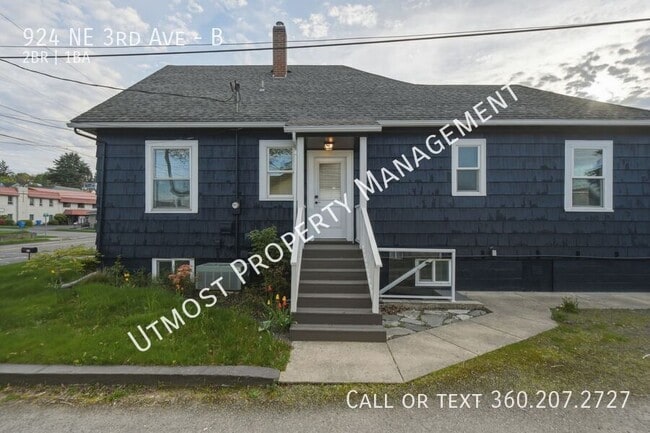 Building Photo - 924 NE 3rd Ave