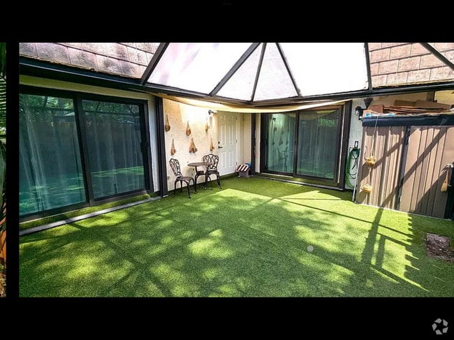 Building Photo - 7753 Courtyard Run W Rental