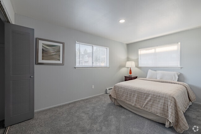 1BR, 1BA -535SF - Bedroom