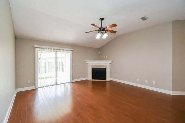 1311 Yellow Jacket Ct