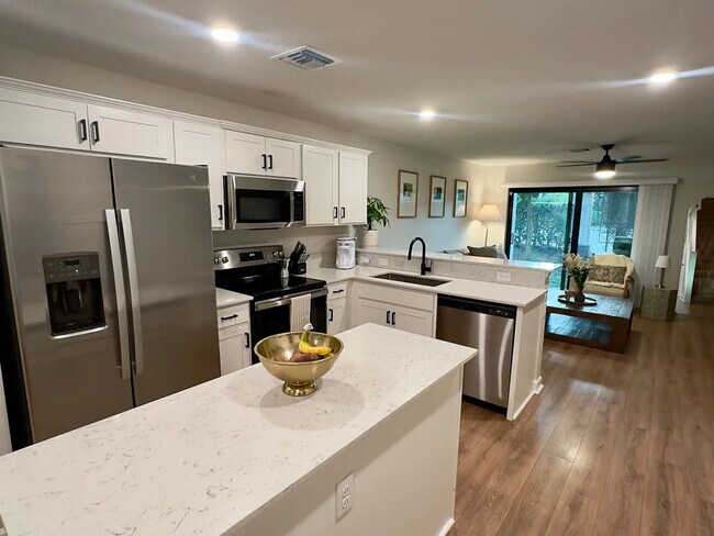 Photo - 5049 Genove Pl