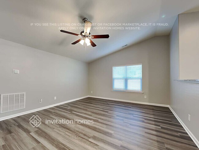 Photo - 108 Sampson Ct