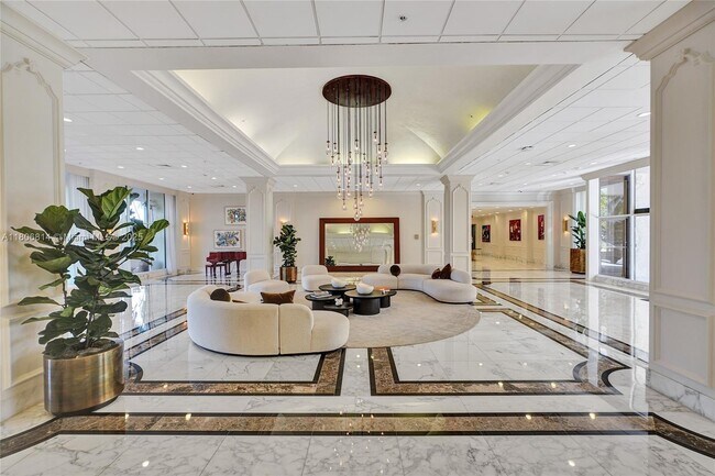 Photo - 5600 Collins Ave Unit 5C