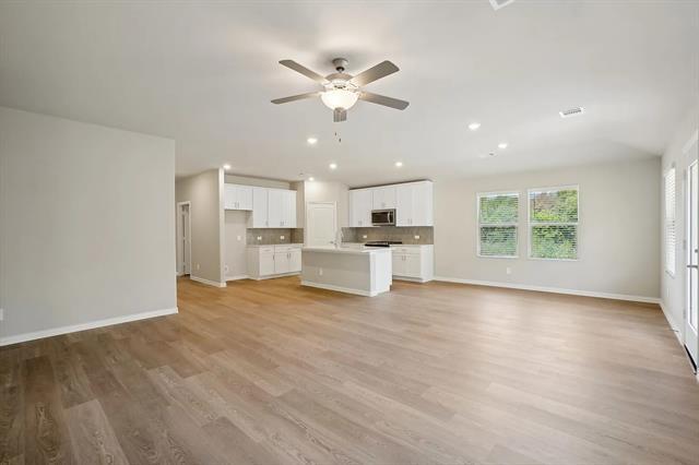 Photo - 936 Linden Ct