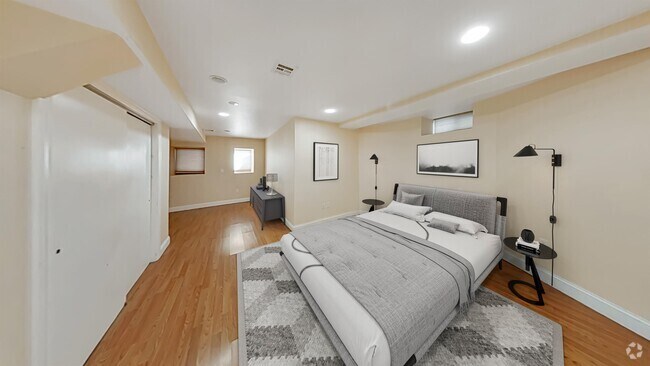 Building Photo - 126 Calumet St Unit 1 Rental