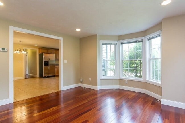Photo - 36 Willowdale Rd