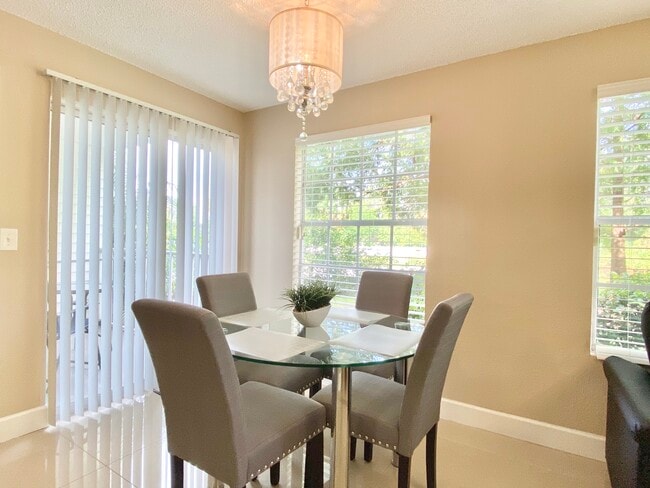 Photo - 11520 Westwood Blvd Unit 512