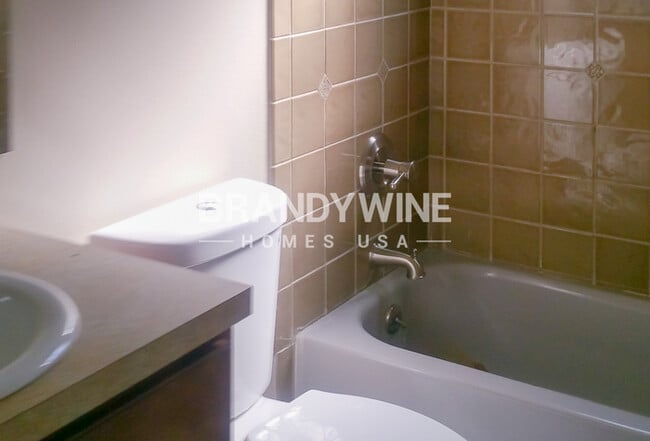 Photo - 5222 Aragon Ave