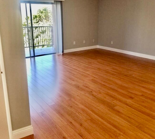 Photo - 3845 Vinton Ave Unidad 3845