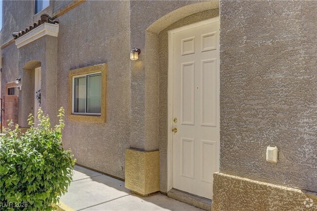 Building Photo - 6170 E Sahara Ave Rental