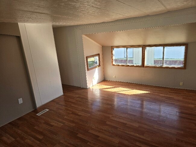 Photo - 400 S Adams St