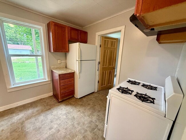 Photo - 2411-2415 Gowen St Unit 2411