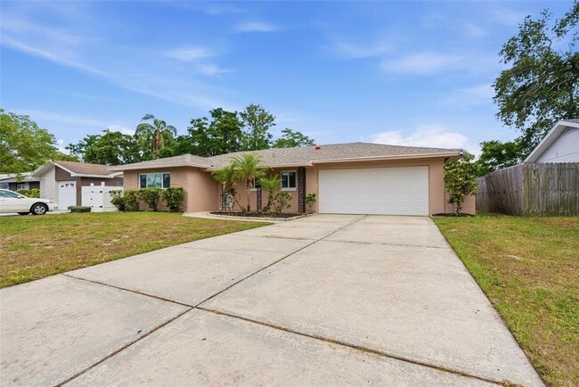Photo - 2465 Brentwood Dr