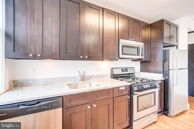 Photo - 1575 Spring Pl NW Unit 32