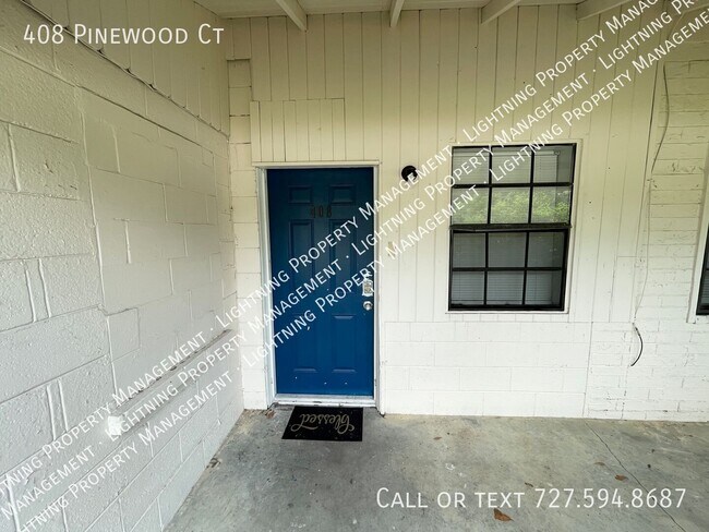 408 Pinewood Ct