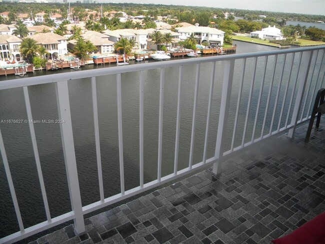 Building Photo - 1410 S Ocean Dr Unit 803 Rental