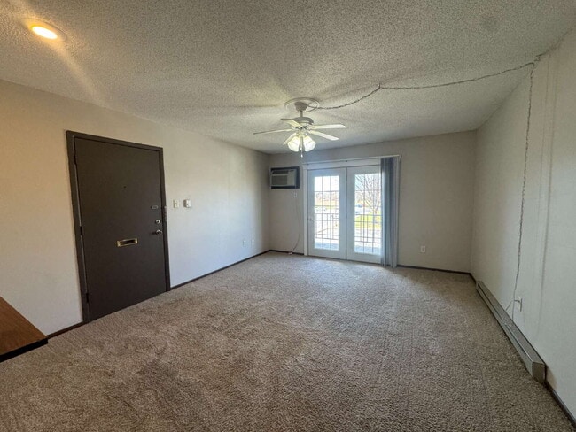 Photo - 2406 Marquette Rd Unit Apt 9