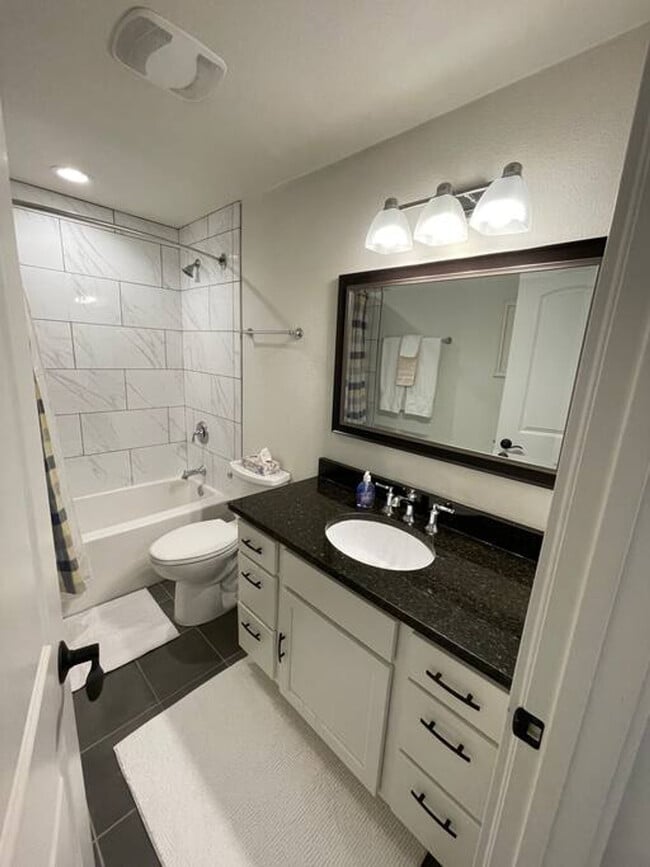 Photo - 1001 Cedar St Unit ID1253093P