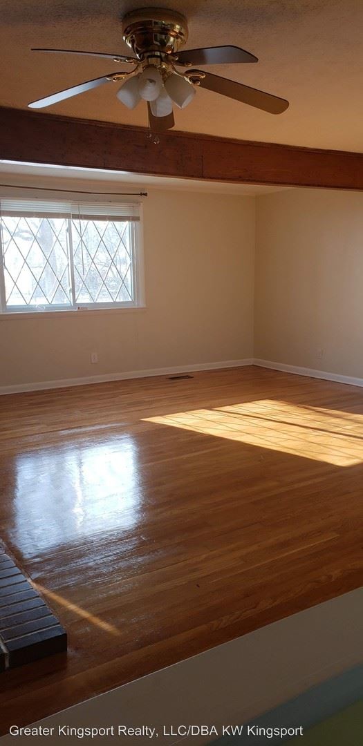 Photo - 3 br, 1 bath House - 2704 Redbud St