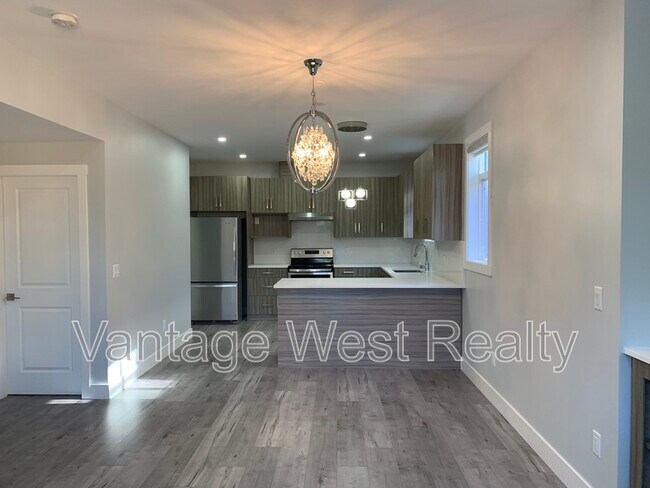 Photo - 756-756 Glenwood Ave