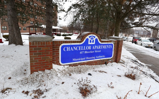 Photo - Chancellor Apartments