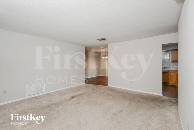 Photo - 1642 Kemberly Ave