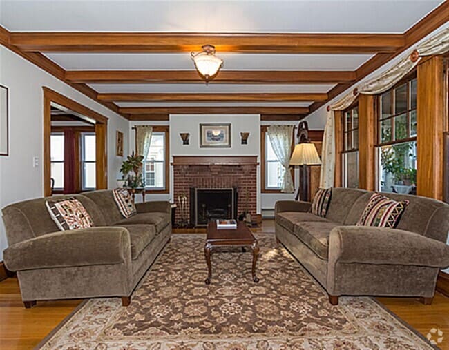 Building Photo - 108 Bowdoin St Rental